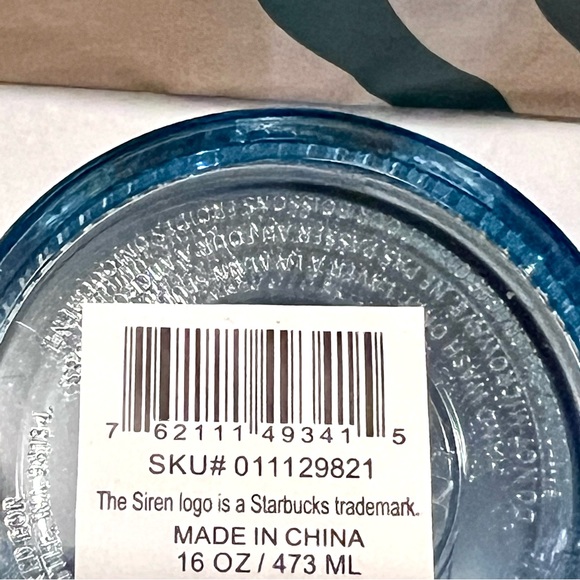 Starbucks Iridescent Mermaid Scale Cold Cup Tumbler with Straw 16oz Blue - Picture 9 of 11